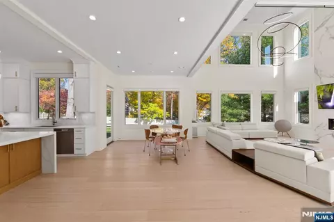 Other - 3 Mountain View Ct, Demarest, NJ 07627 photo 2 of 14