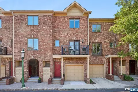 68 Mews Ln #68, South Orange Village, NJ 07079