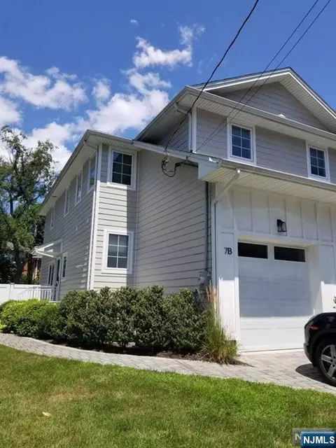 7 Lindley Ave #B, Tenafly, NJ 07670