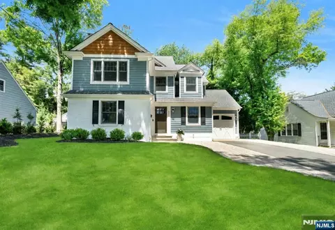 601 Ackerman Ave, Ho Ho Kus, NJ 07423