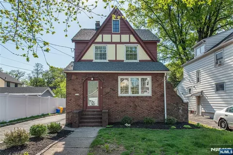 1019 Haddon Pl, Teaneck, NJ 07666