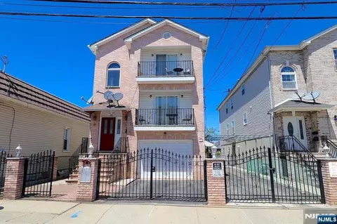 15 Garibaldi Ave, Newark, NJ 07114