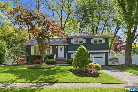 291 S Chestnut St, Township Of Washington, NJ 07676