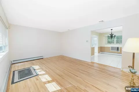 Living - 225 Linden Rd, Wayne, NJ 07470 photo 1 of 5