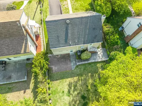 View/Area - 225 Linden Rd, Wayne, NJ 07470 photo 3 of 3