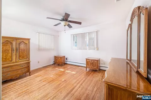 Bedroom - 225 Linden Rd, Wayne, NJ 07470 photo 3 of 6