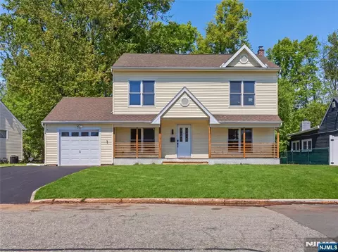 64 Longfellow Dr, Colonia, NJ 07067