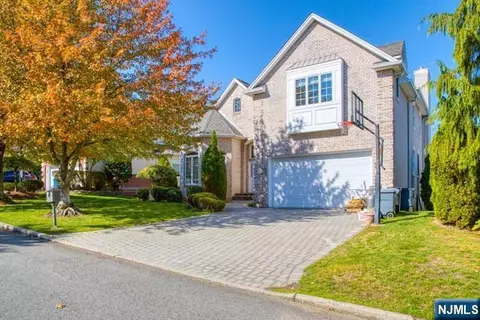 270 Marietta St, Englewood Cliffs, NJ 07632