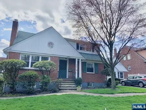364 New York Ave, Fort Lee, NJ 07024