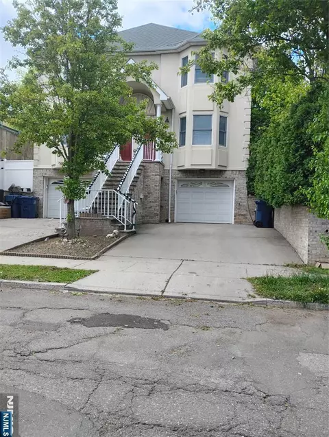 277 3rd St, Hackensack, NJ 07601
