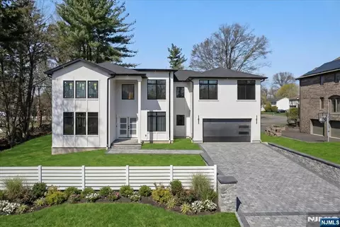 150 Howland Ave, River Edge, NJ 07661