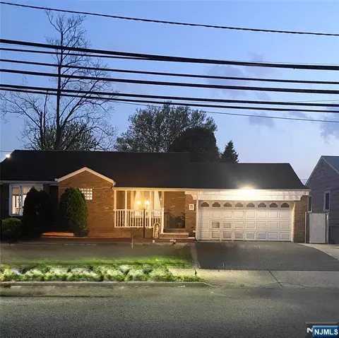 78 Garibaldi Ave, Lodi, NJ 07644