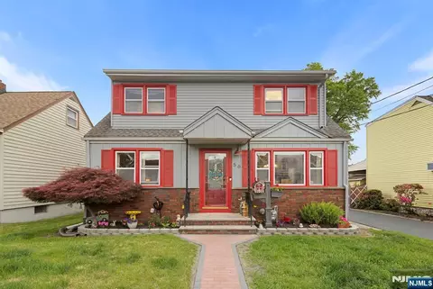 56 Garwood Ct, Garfield, NJ 07026