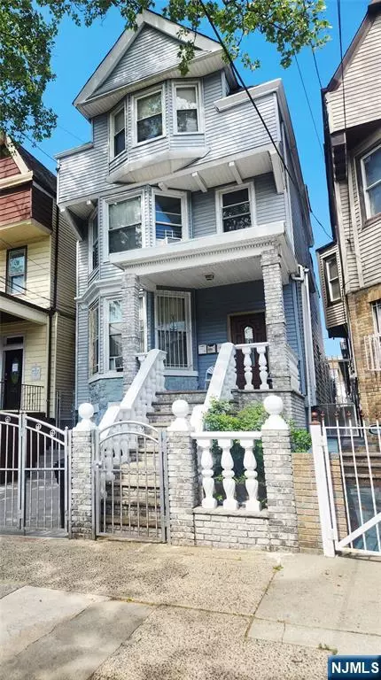 324 Clifton Ave, Newark, NJ 07104