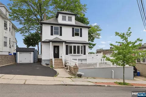 100 Prospect Ter, East Rutherford, NJ 07073
