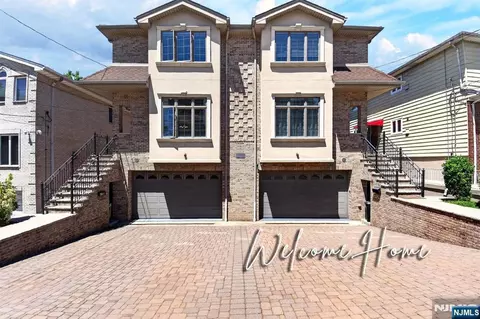 445 7th St #A, Palisades Park, NJ 07650