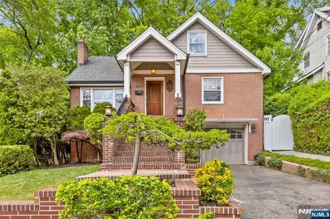 243 Van Nostrand Ave, Englewood, NJ 07631
