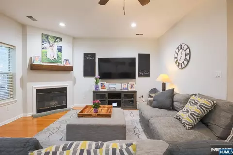 Living - 8409 Brittany Dr, Wayne, NJ 07470 photo 2 of 3