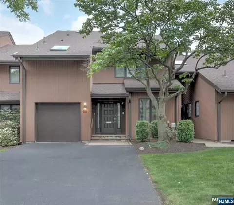 69 Cummings Cir #80, West Orange, NJ 07052