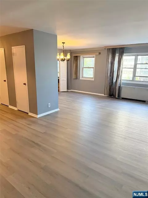 Living - 280 S Prospect Ave #3N, Hackensack, NJ 07601 photo 2 of 2