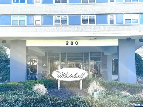 280 S Prospect Ave #3N, Hackensack, NJ 07601