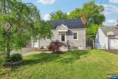 13-29 20th St, Fair Lawn, NJ 07410