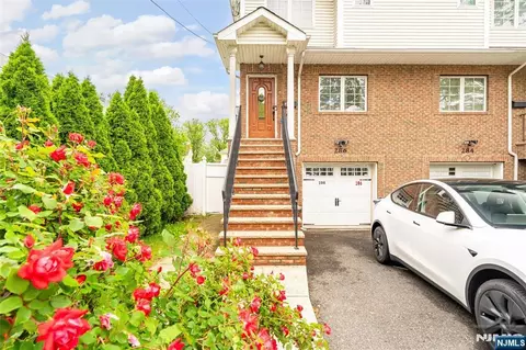 286 James St, Hackensack, NJ 07601 photo 4