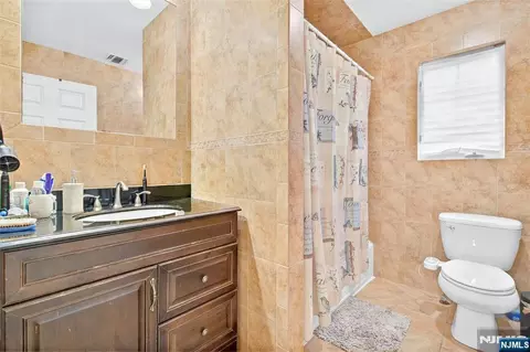 286 James St, Hackensack, NJ 07601 photo 33