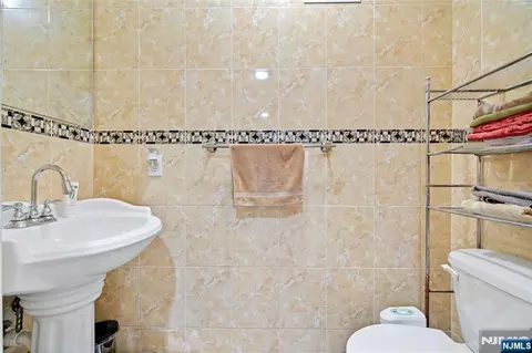 286 James St, Hackensack, NJ 07601 photo 12