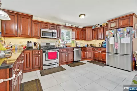 286 James St, Hackensack, NJ 07601 photo 15