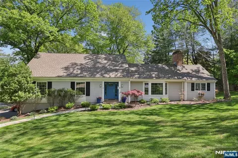 4 Barberry Way, Essex Fells, NJ 07021