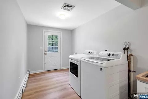 Other - 98 Vassar Dr, Paramus, NJ 07652 photo 4 of 5