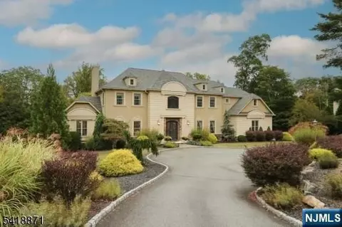 8 Pineview, Boonton, NJ 07005