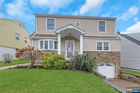 25 Veterans Pl, North Arlington, NJ 07031