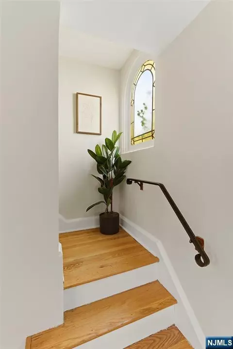 Entry Way - 31 Martin Ter, Hackensack, NJ 07601 photo 2 of 2