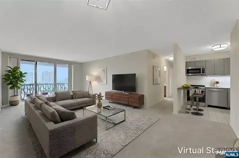 2000 Linwood #14 0, Fort Lee, NJ 07024