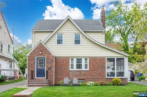 384 Essex Ave, Bloomfield, NJ 07003