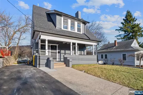 16 Old Short Hills Rd, Millburn, NJ 07041