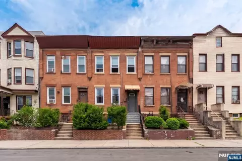 140 Clendenny Ave # A, Jersey City, NJ 07304