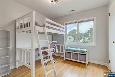 Bedroom - 670 Swathmore Ln, Paramus, NJ 07652 photo 4 of 5