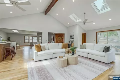 Other - 670 Swathmore Ln, Paramus, NJ 07652 photo 1 of 10
