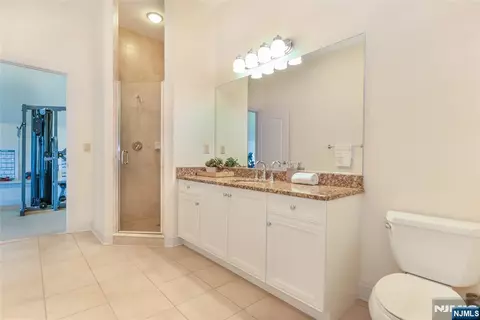 Bath - 3 Christopher Ct, Montclair, NJ 07042 photo 7 of 7