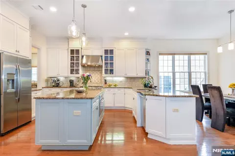 Kitchen - 3 Christopher Ct, Montclair, NJ 07042 photo 5 of 7