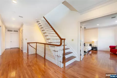 Entry Way - 3 Christopher Ct, Montclair, NJ 07042 photo 2 of 2