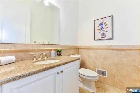 Bath - 3 Christopher Ct, Montclair, NJ 07042 photo 1 of 7