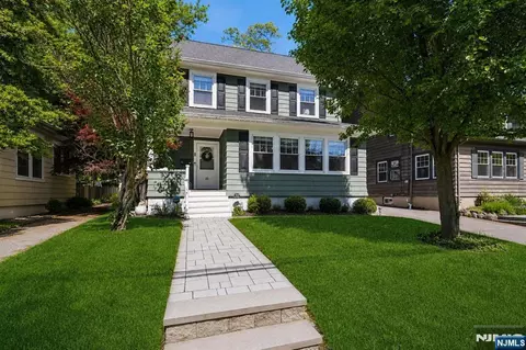 72 Central Ave, Montclair, NJ 07042