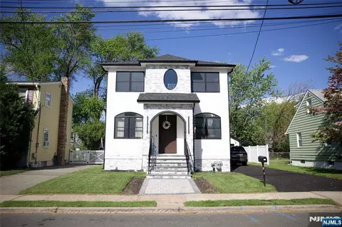 271 Bergen Blvd, Woodland Park, NJ 07424