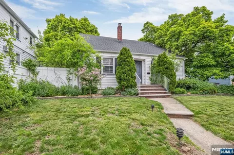 151 Washington St, Lodi, NJ 07644
