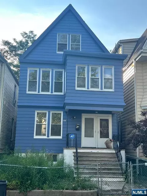 491 Norwood St, East Orange, NJ 07018