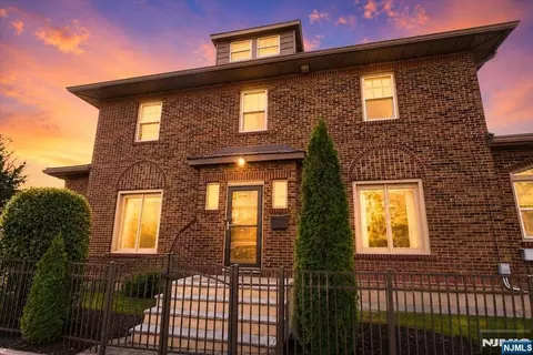 540 Highridge Ave, Cliffside Park, NJ 07010